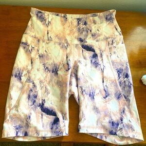 Powersoft Old Navy bike shorts with pockets - like new